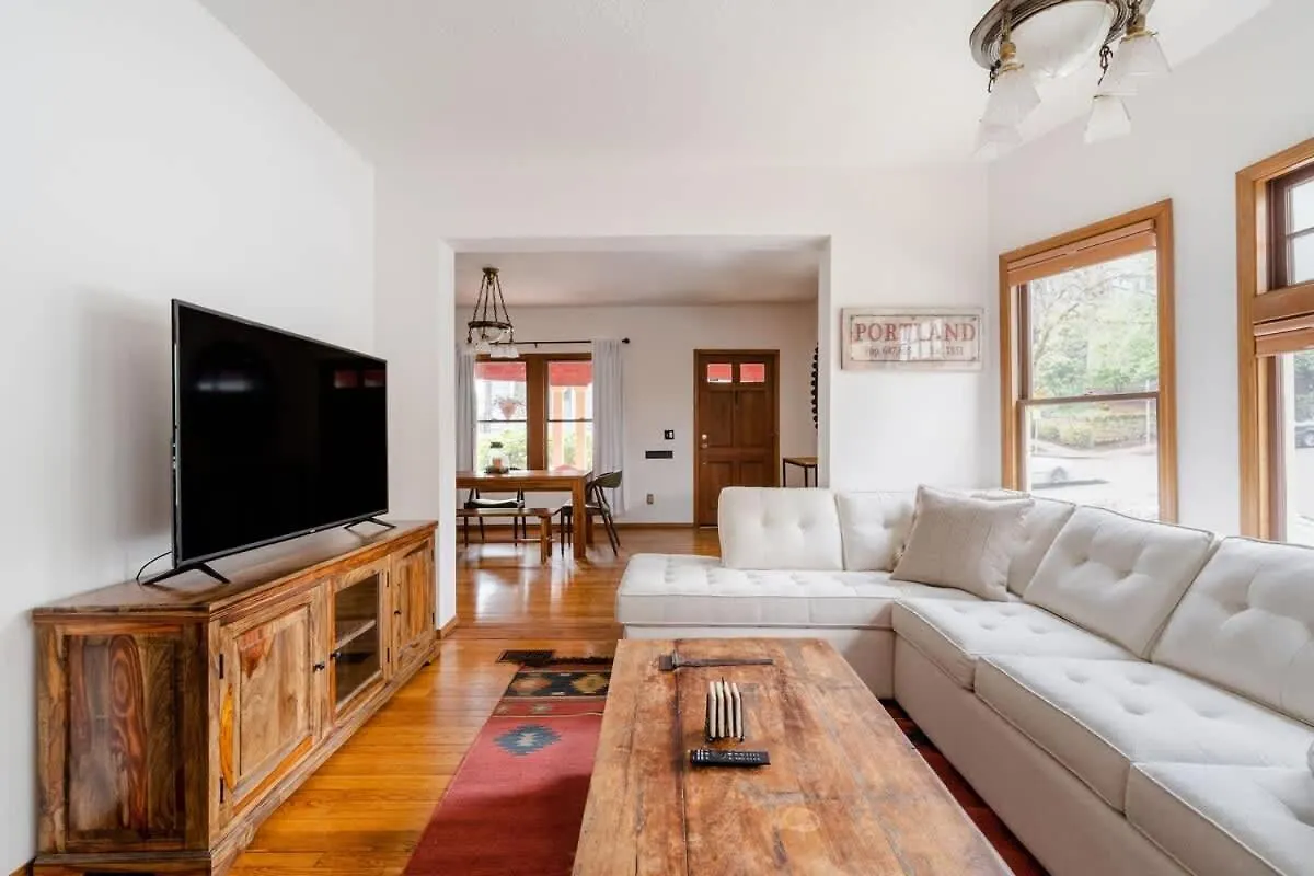 Holiday home Stay Portland - 4Br Preserved 1907 Classic Craftsman