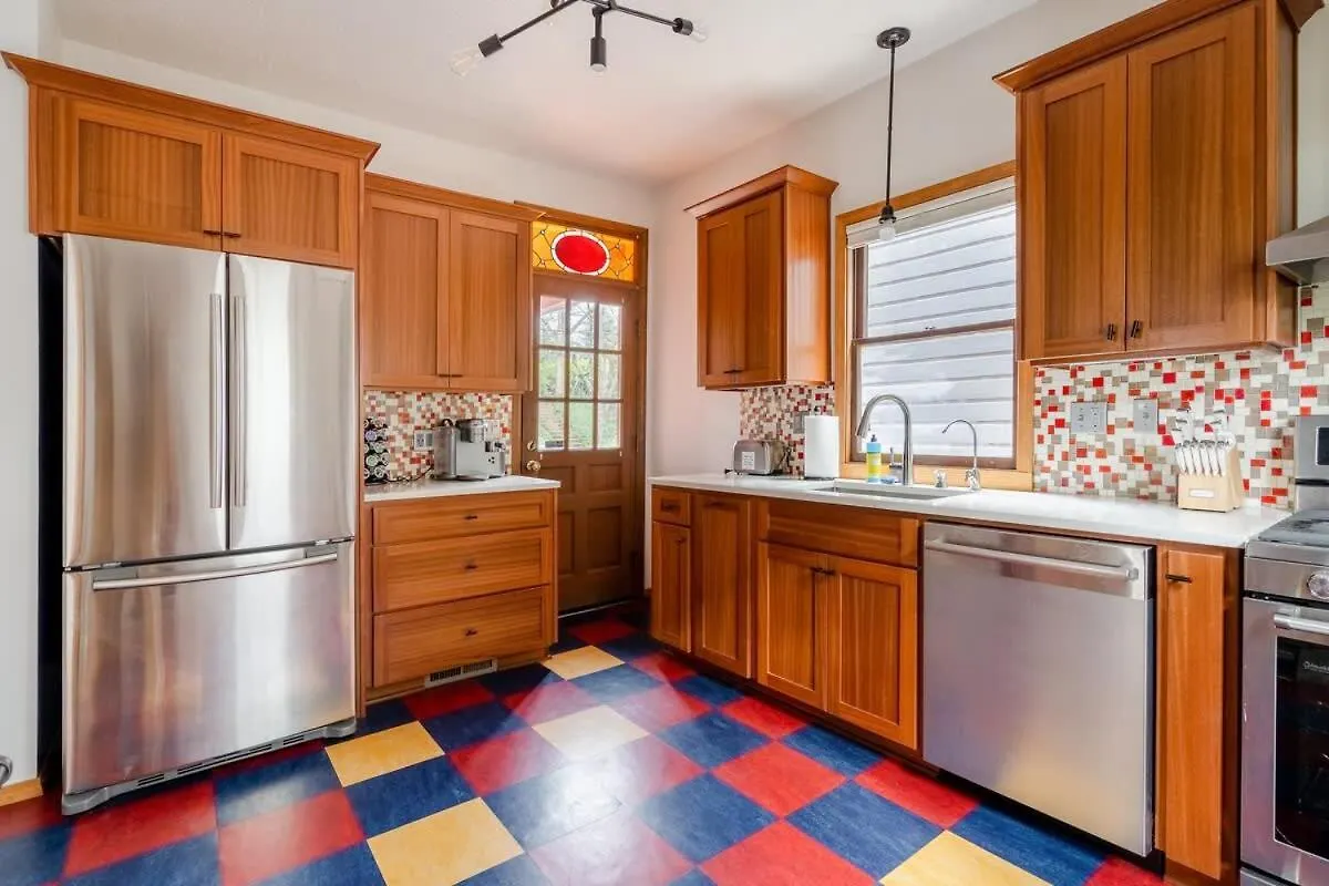 Stay Portland - 4Br Preserved 1907 Classic Craftsman 0*,  United States